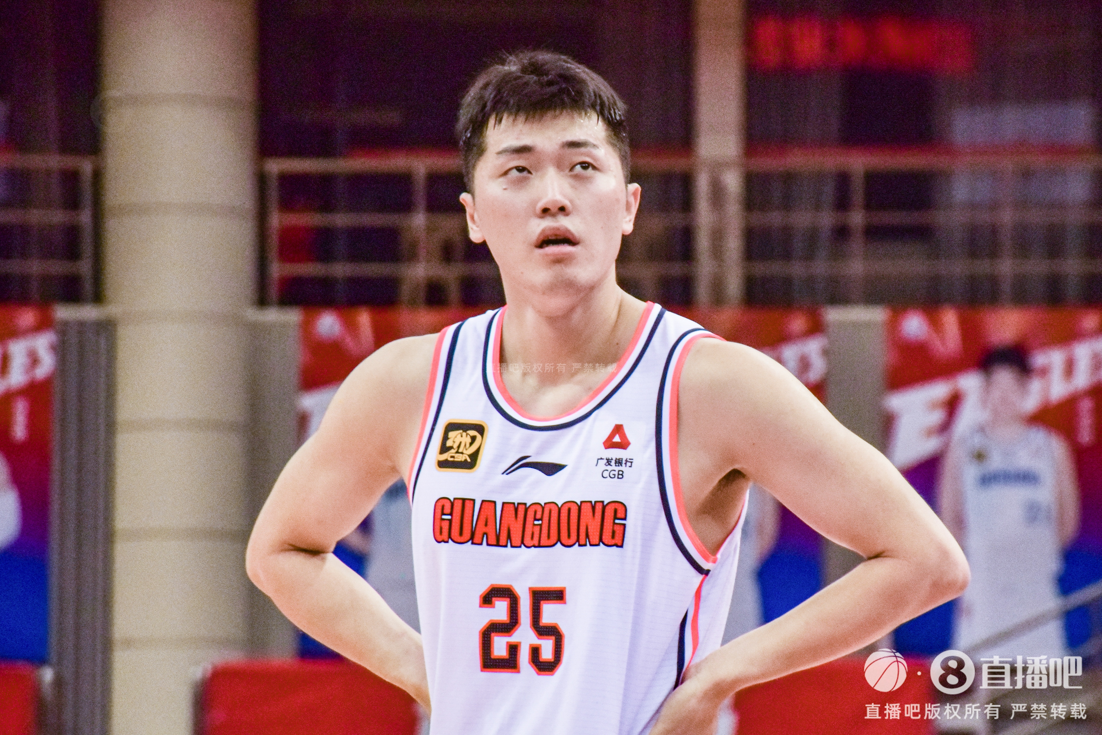 麦穗丰:广东年轻球员只在顺风球中打出内容 逆风球难有发挥