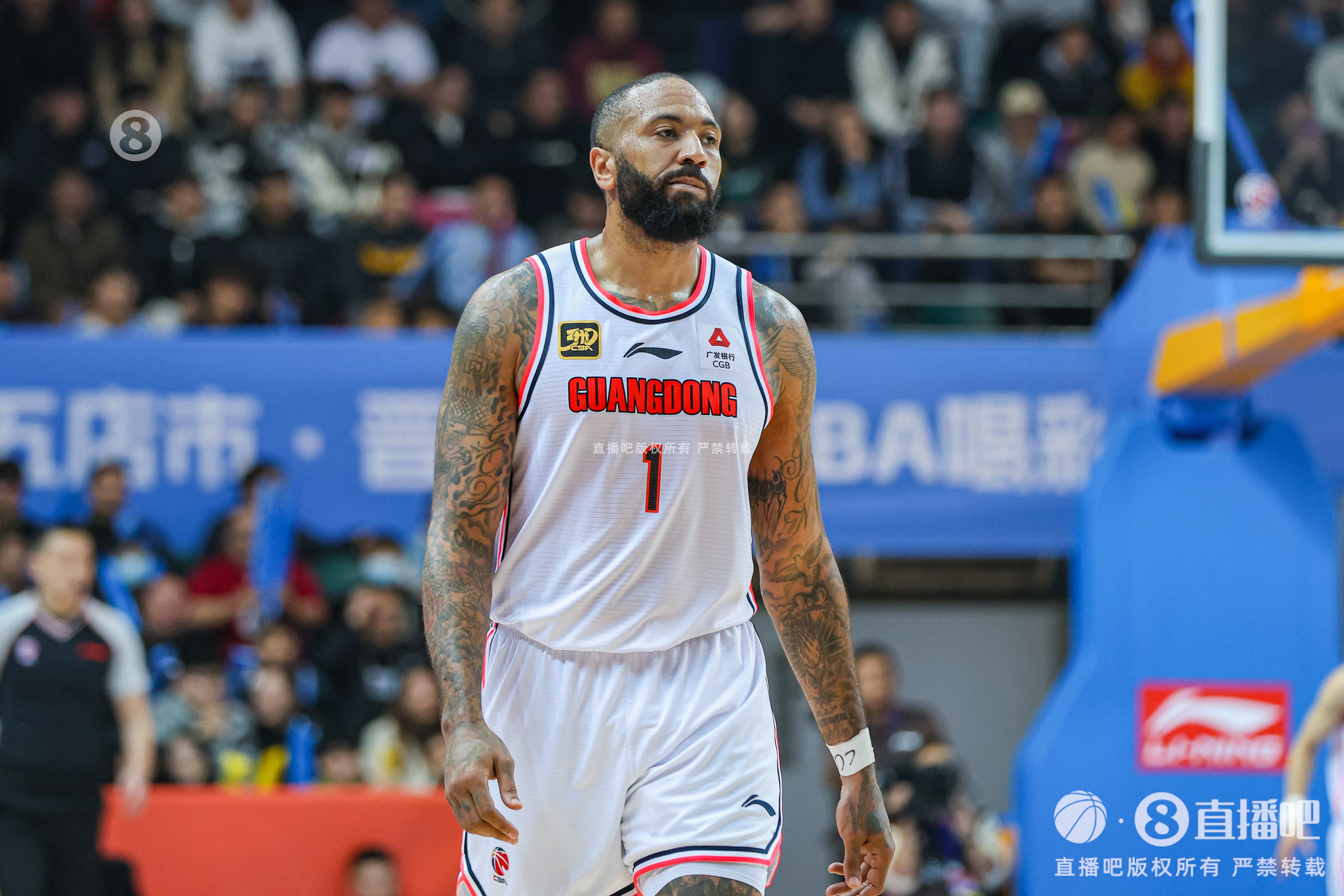 吉伦沃特:我把亚洲的联赛几乎绕了个遍 CBA绝对是亚洲最好的联赛