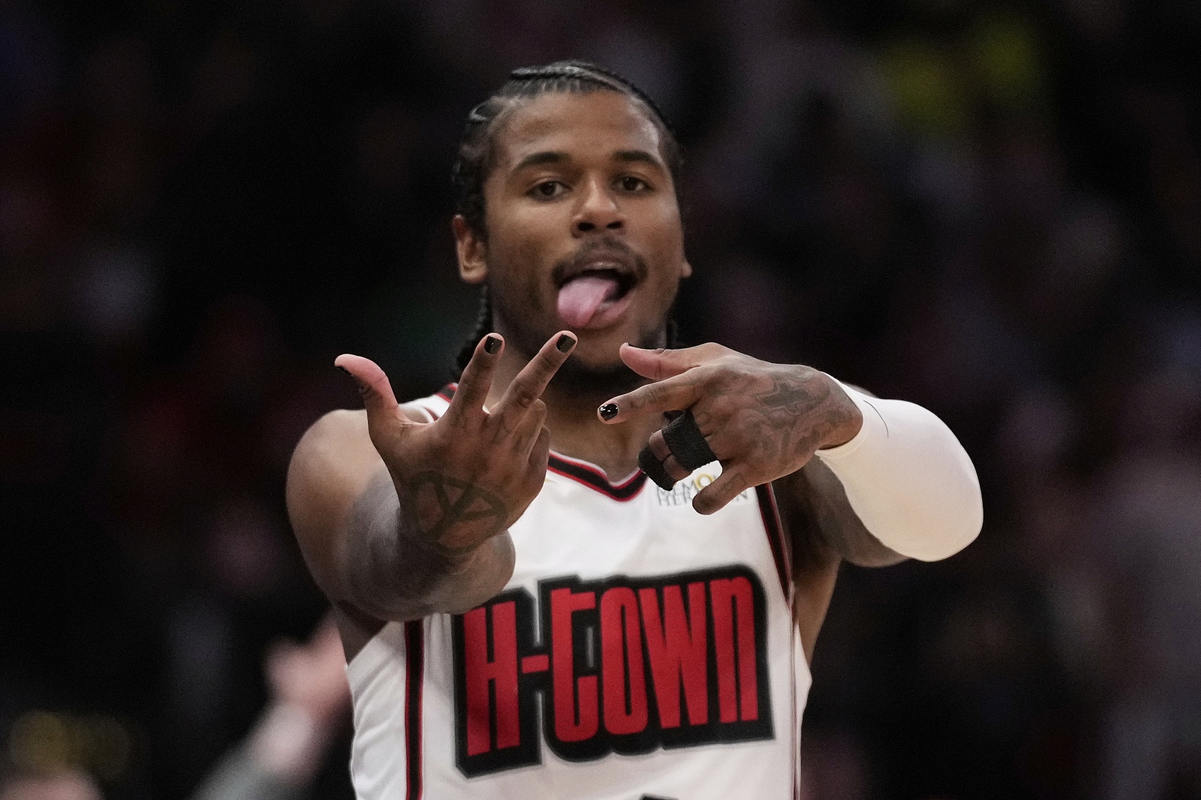 NBA彩经:湖人不敌掘金 火箭客胜魔术 太阳轻取公牛 骑士力擒国王
